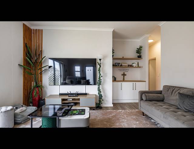 3 BEDROOM HOUSE FOR SALE IN BURGUNDY ESTATE